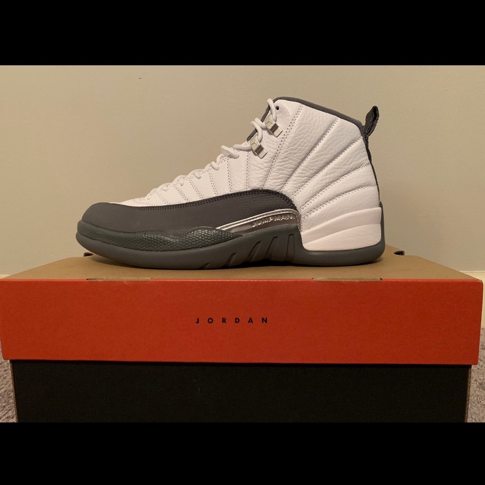 Jordan Retro 12